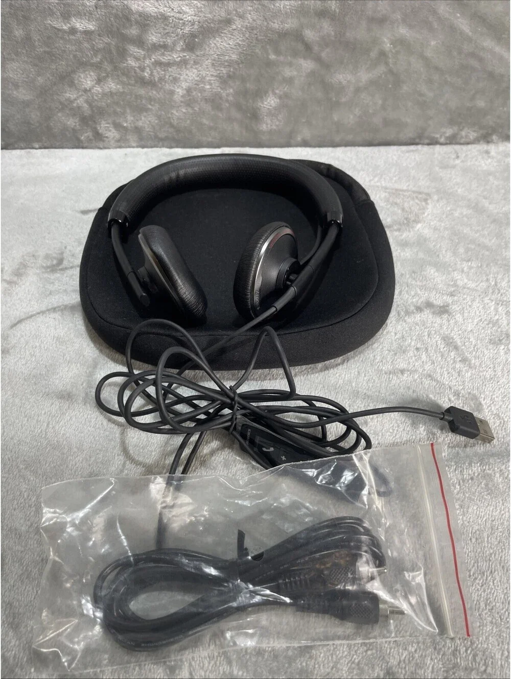 Plantronics Blackwire C520 Wired Stereo Headset - USB